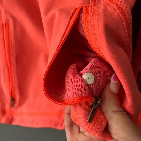 Lululemon jacket - Picture 3 of 3